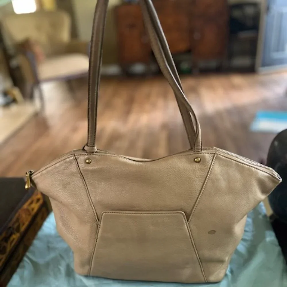 HOBO Shoulderbag - Picture 2 of 9